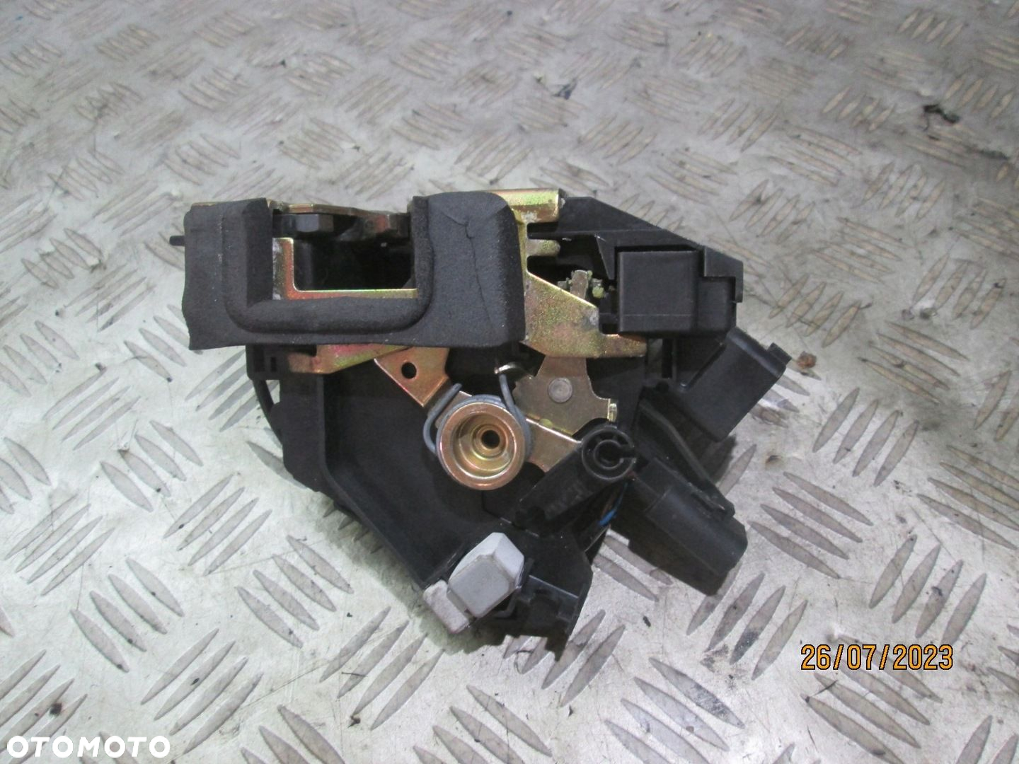 ZAMEK DRZWI PARWY TYŁ JAGUAR X-TYPE 5 PIN - 2