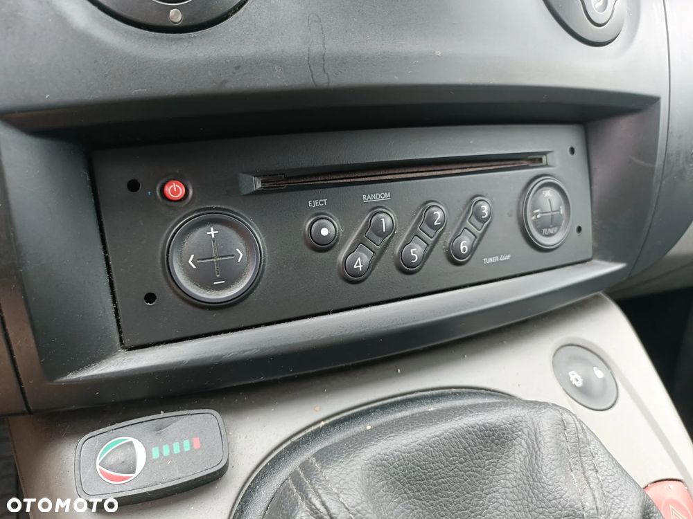 RENAULT SCENIC II 03-09 2003 r. radioodtwarzacz radioodbiornik radio  * - 2