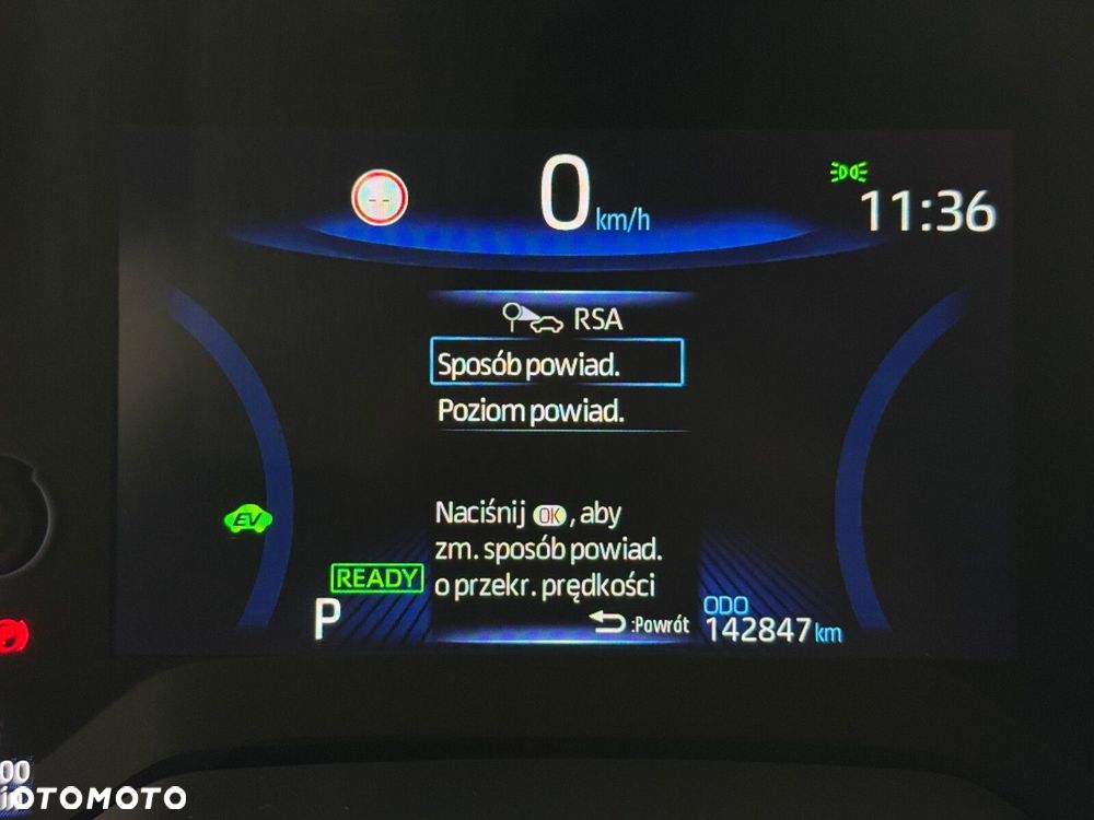 Toyota Corolla 1.8 Hybrid Comfort - 36