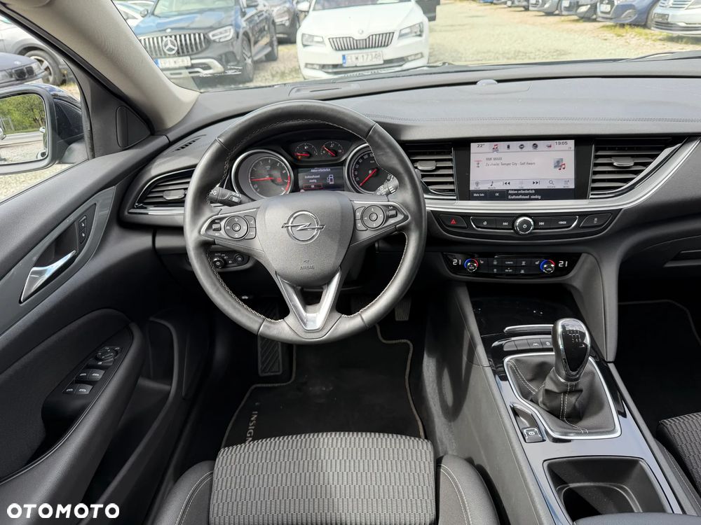 Opel Insignia 1.5 Direct InjectionTurbo Business Edition - 32