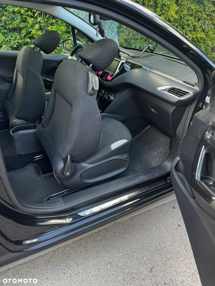 Peugeot 208 1.6 BlueHDi Allure S&S - 7