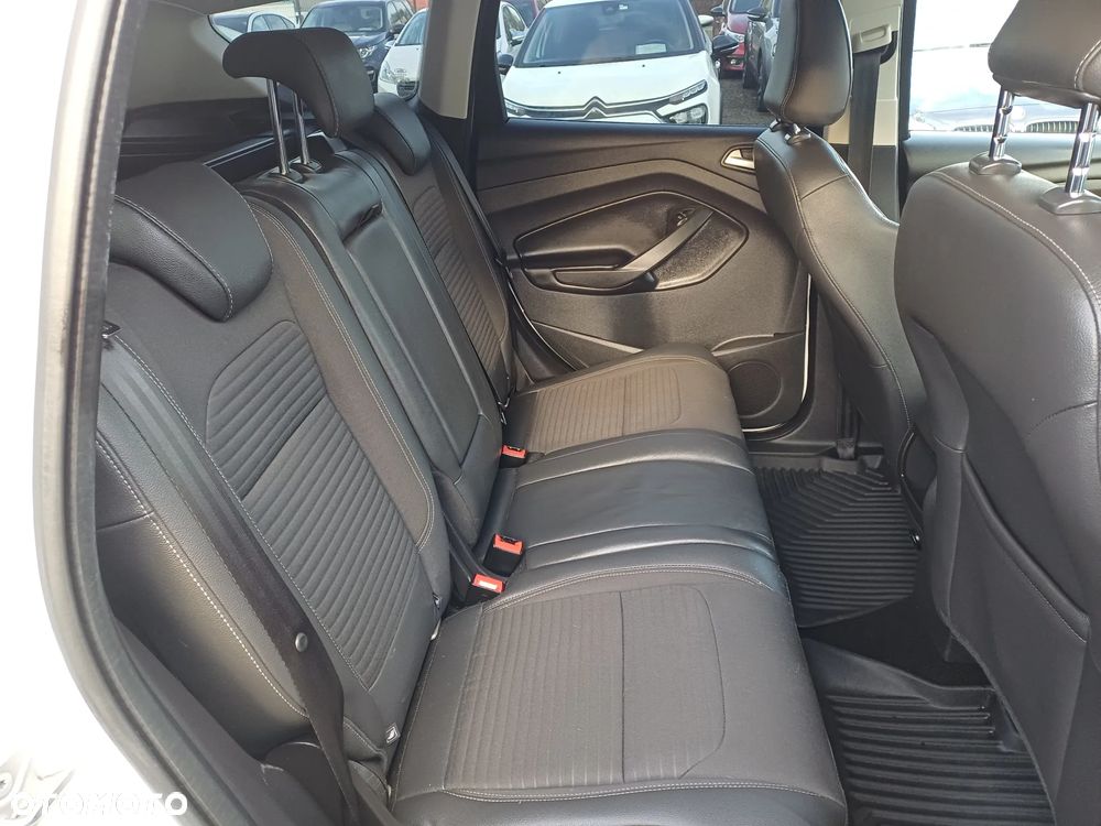 Ford Kuga 2.0 TDCi 4x4 Trend - 12