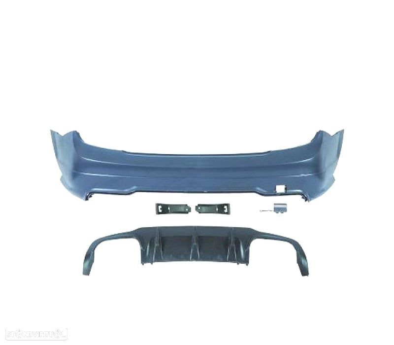 PARA-CHOQUES TRASEIRO MERCEDES CLASE C W204 LOOK AMG C63 07-14 - 2