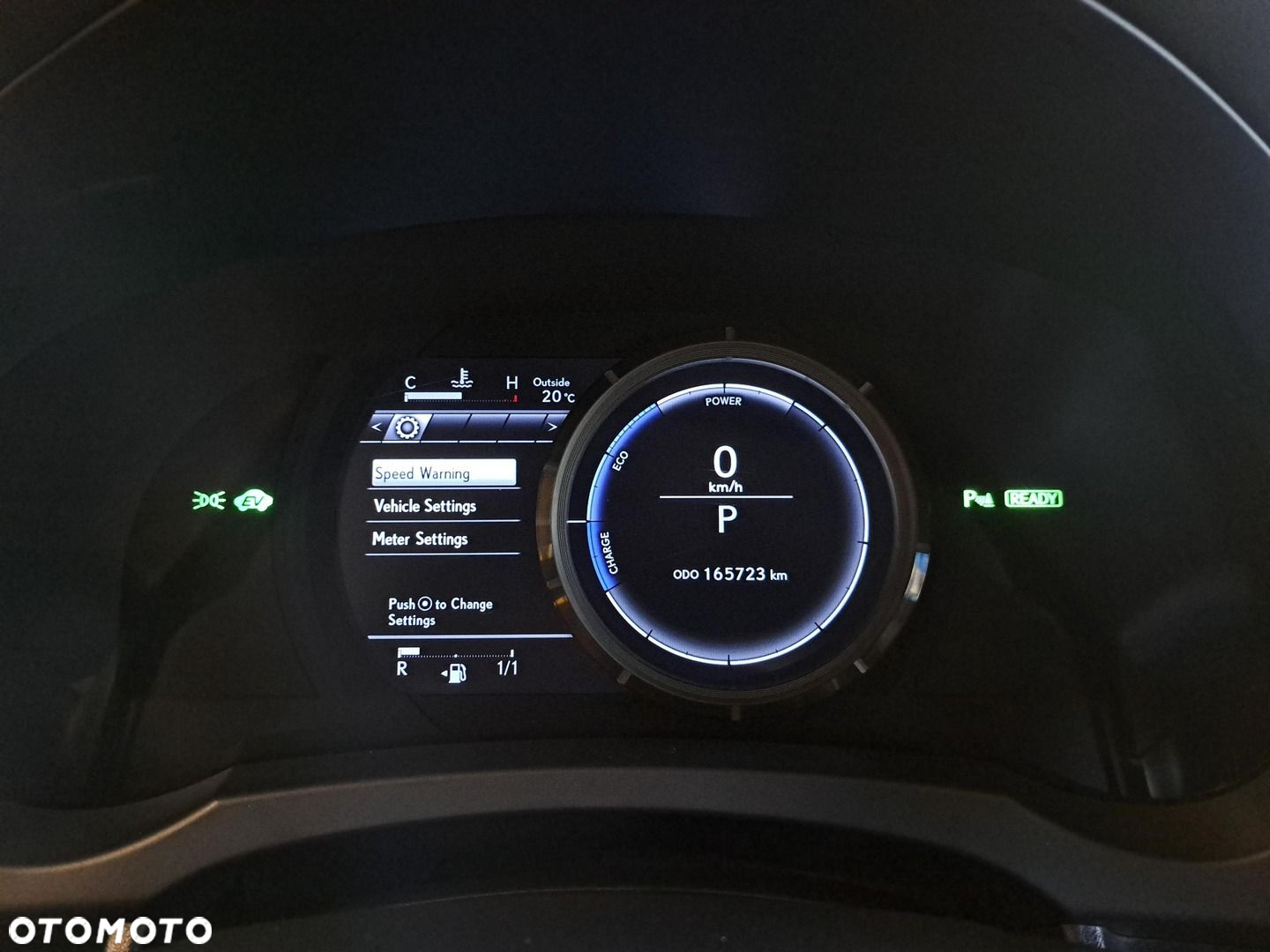 Lexus IS 300h F Sport Edition - 31