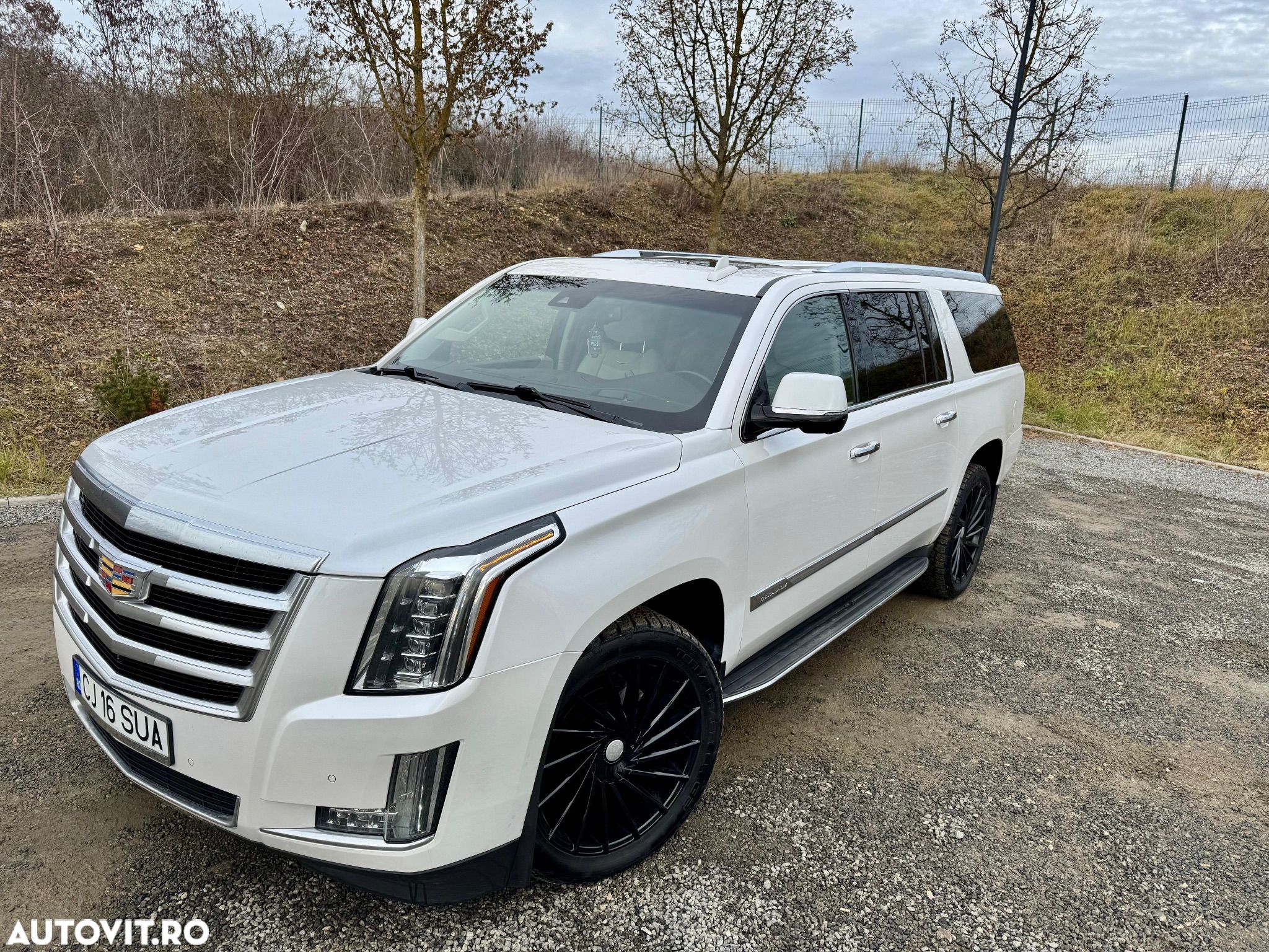 Cadillac Escalade 6.2 V8 AWD AT Platinum - 1