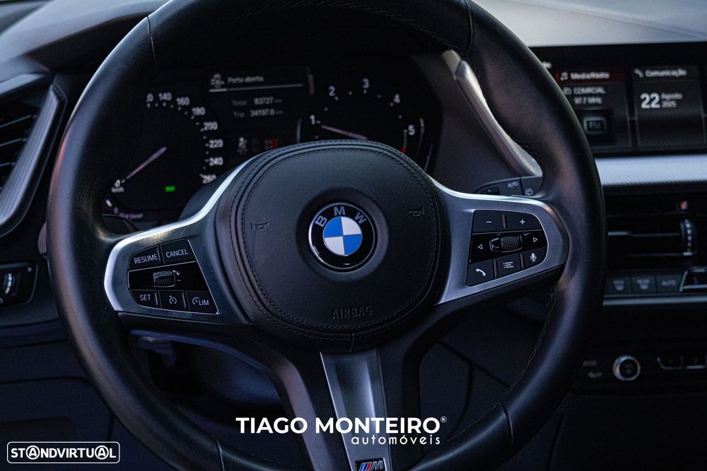 BMW 116 d Pack Desportivo M - 38