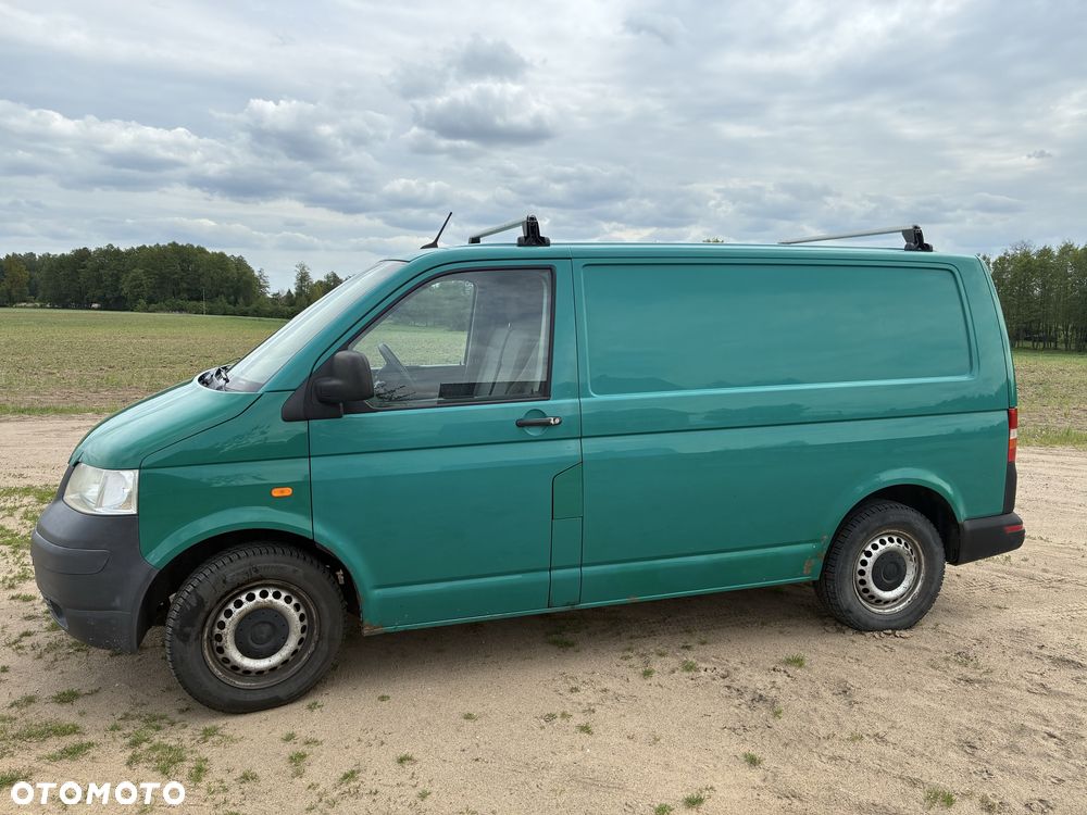 Volkswagen Transporter - 2