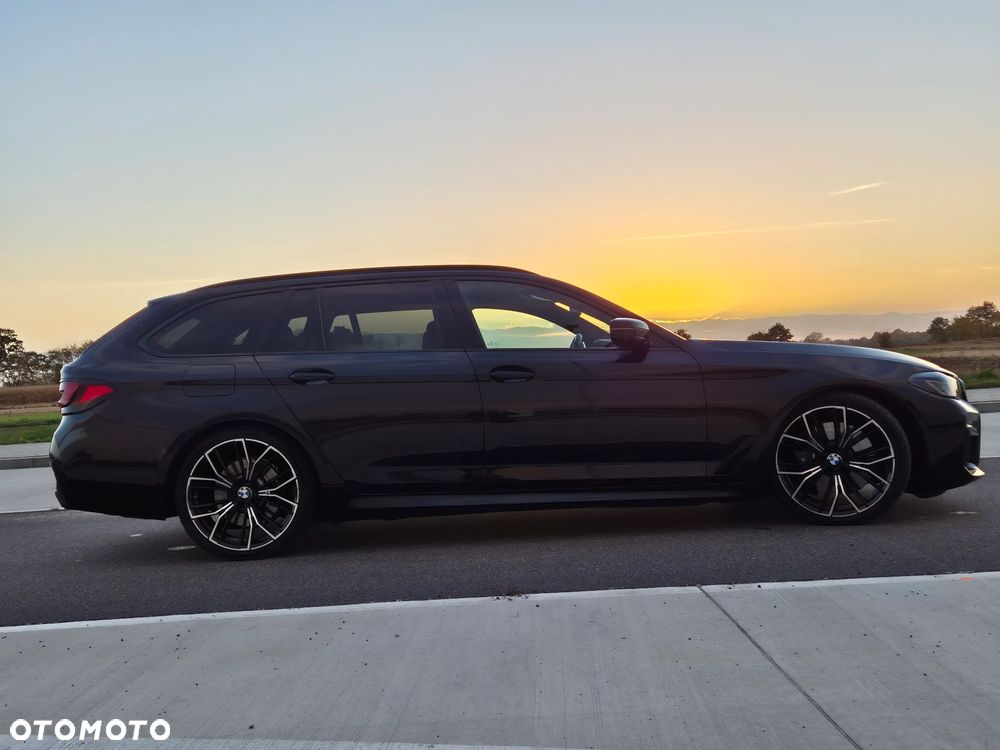 BMW Seria 5 540d xDrive M Sport Edition - 11
