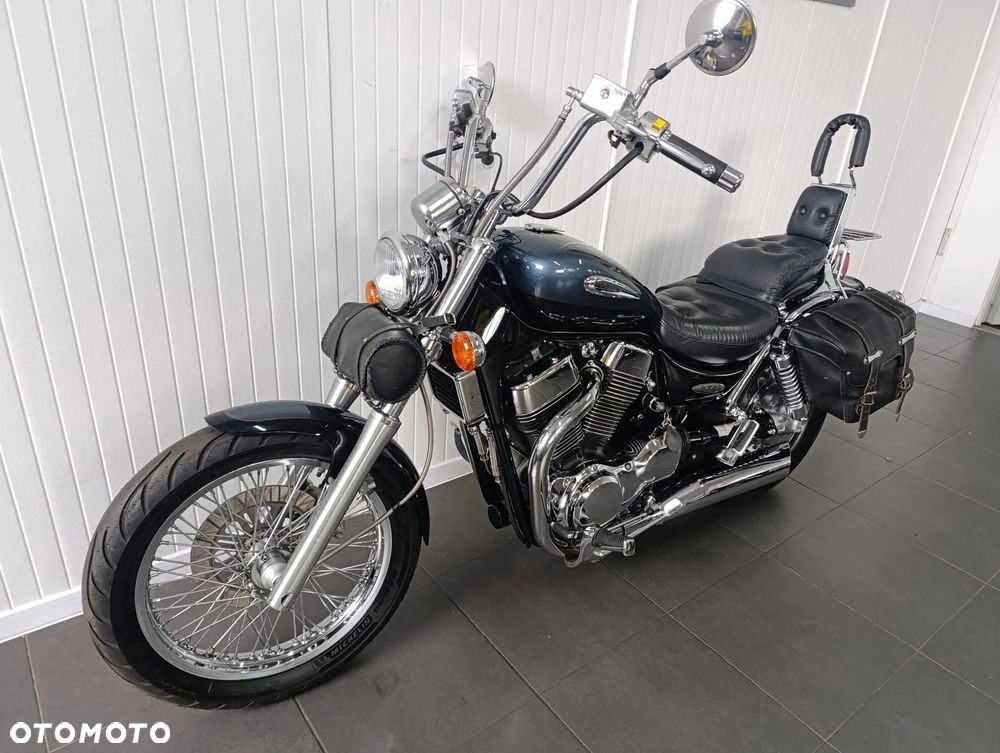 Suzuki Intruder - 6