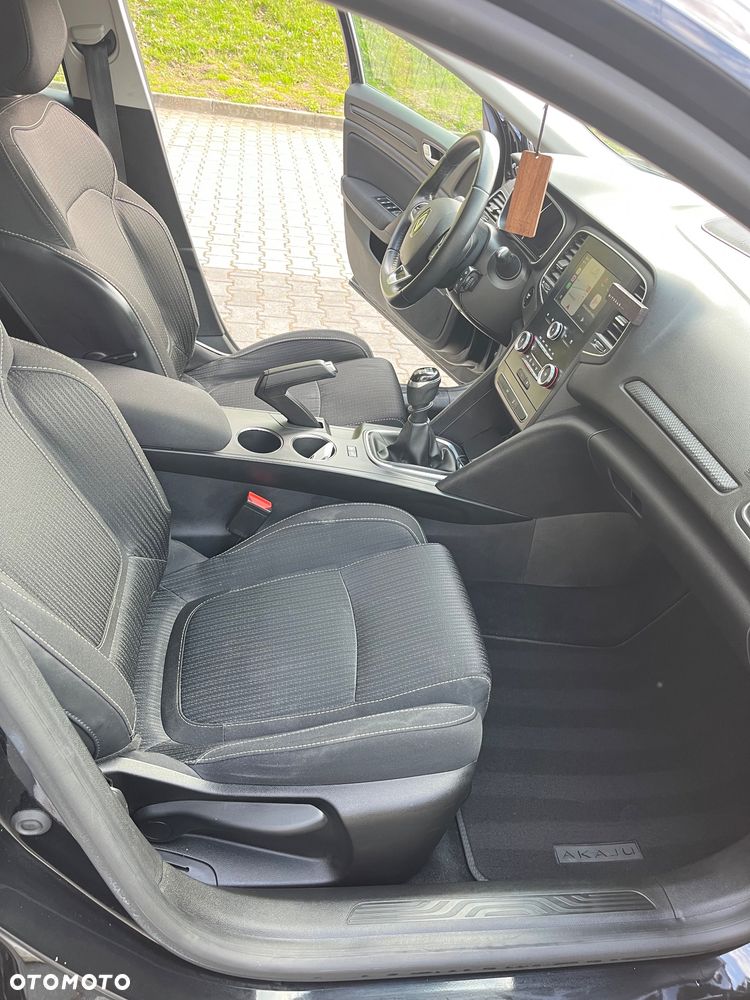 Renault Megane ENERGY TCe 100 LIMITED - 13