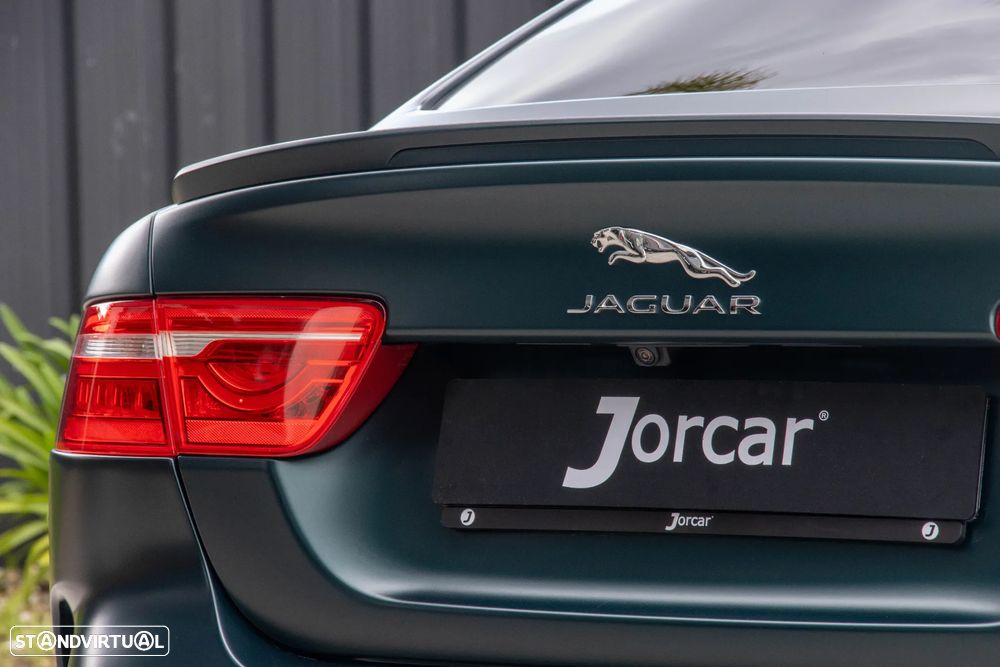 Jaguar XE 3.0 V6 S/C S - 22