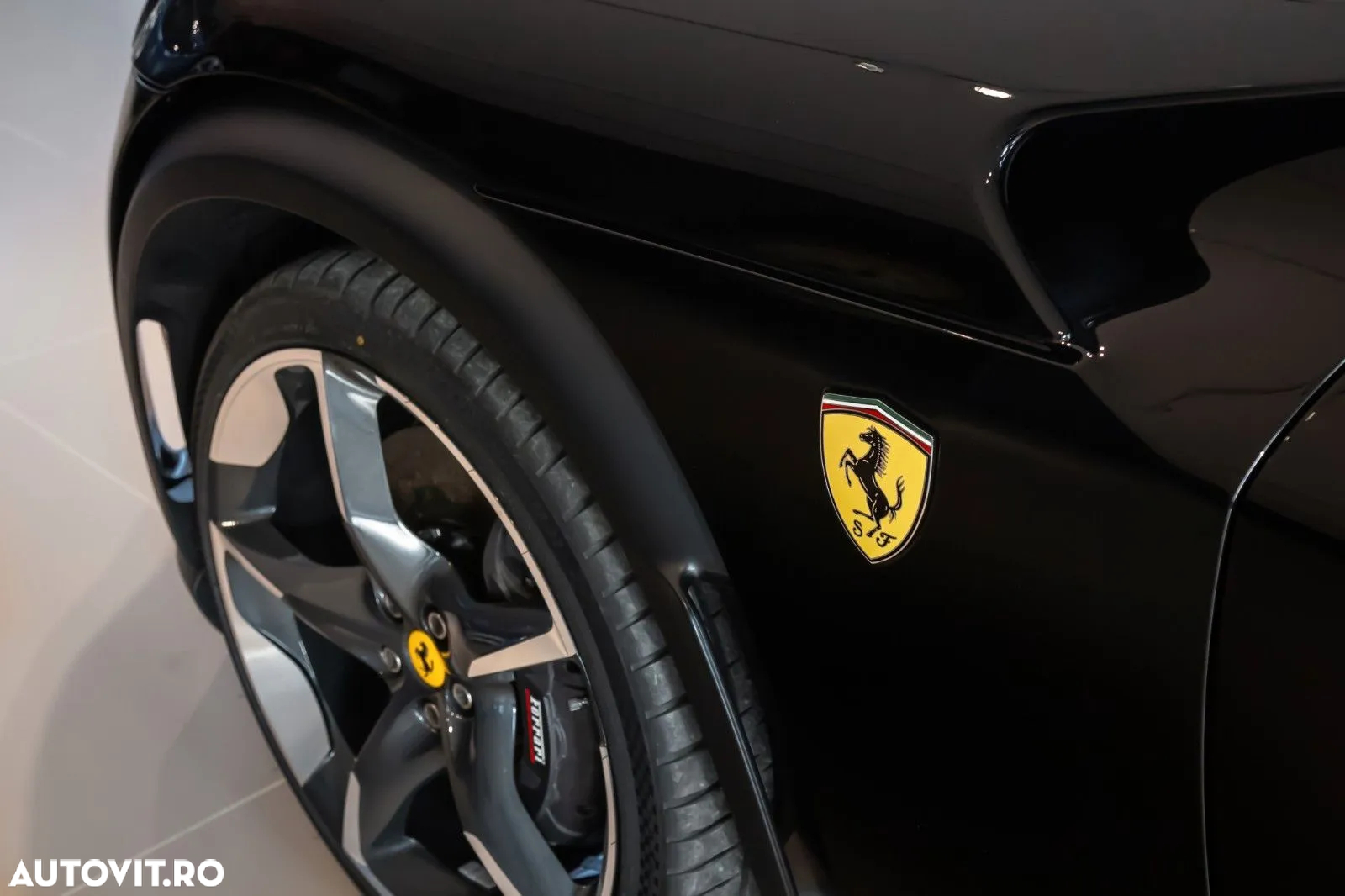 Ferrari Purosangue - 11
