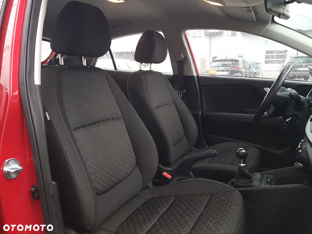 Kia Rio 1.2 M - 25