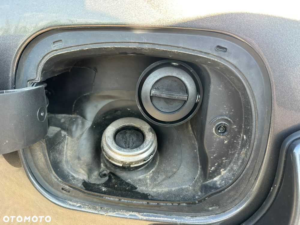 RAM 1500 5.7 Crew Cab Shortbed Laramie Sport - 21