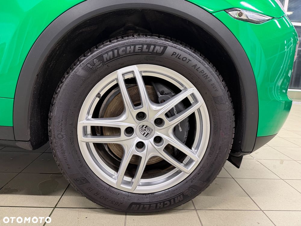 Porsche Cayenne Tiptronic S - 15