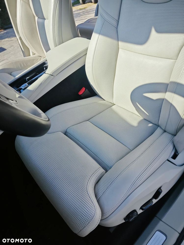 Volvo XC 90 T6 AWD Inscription 6os - 19