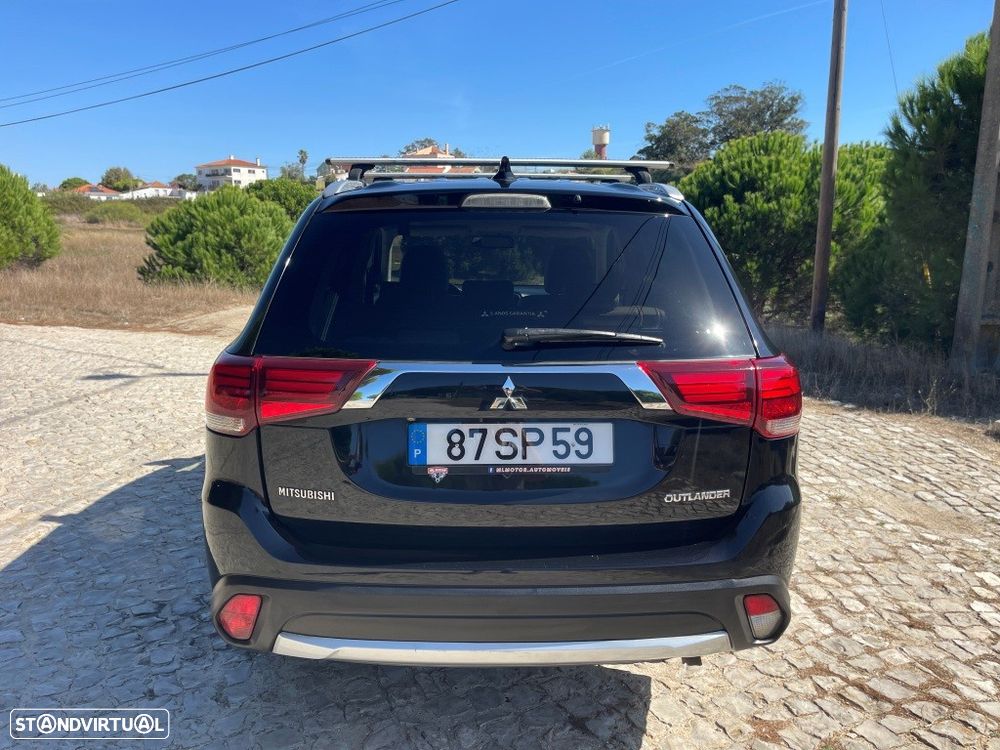 Mitsubishi Outlander 2.2 DI-D Instyle Navi - 5