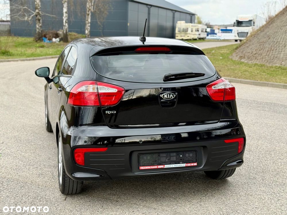 Kia Rio 1.4 XL Business Line - 14