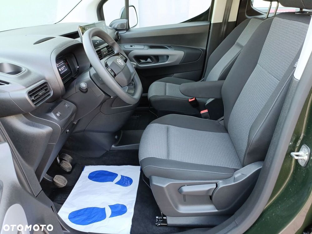 Toyota Proace City Verso 1.2 D-4T Business - 10