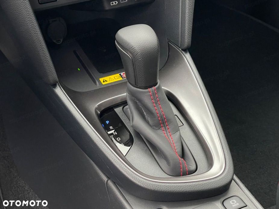 Toyota Yaris Cross - 10