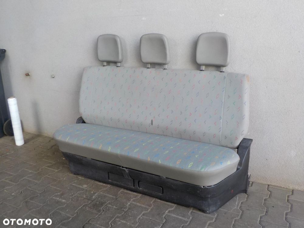 VW T4 DOKA DUBELKABINA FOTEL KANAPA ŁAWKA TYŁ - 3