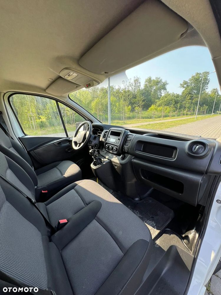 Renault Trafic - 18