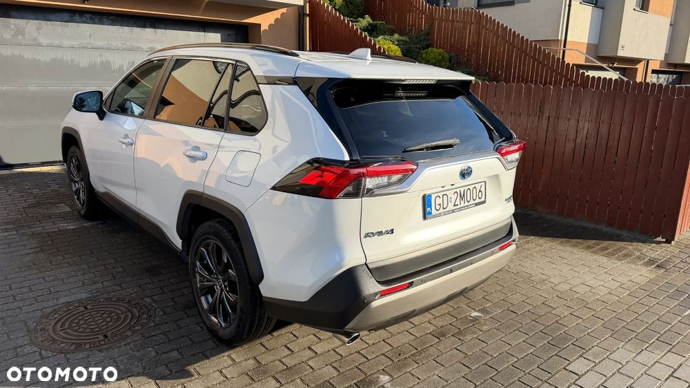 Toyota RAV4 - 4