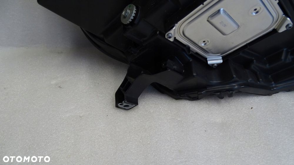 RENAULT KANGOO IV - lampa przednia lewa FULL LED - 9