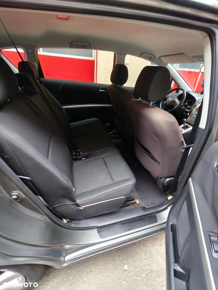Toyota Corolla Verso 1.8 Sol 7os MM - 12