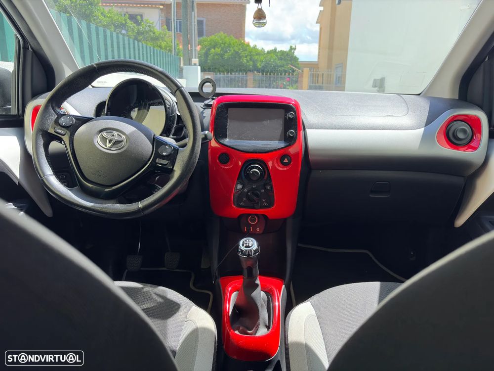 Toyota Aygo 1.0 X-Play+AC+X-Touch - 3