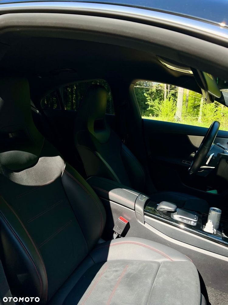 Mercedes-Benz CLA 200 d 8G-DCT AMG Line - 31