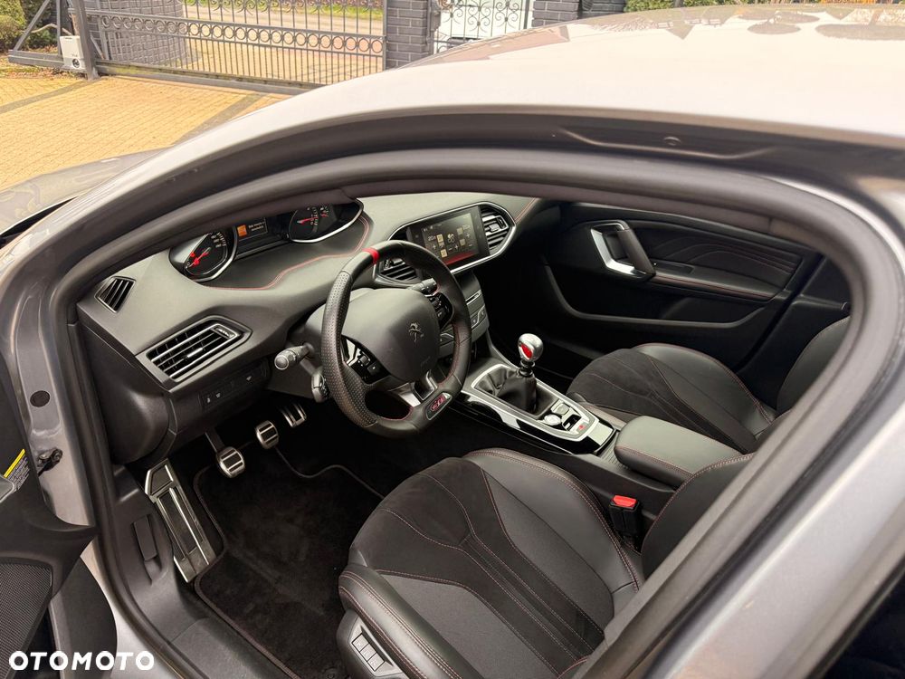 Peugeot 308 GTi by Sport - 5
