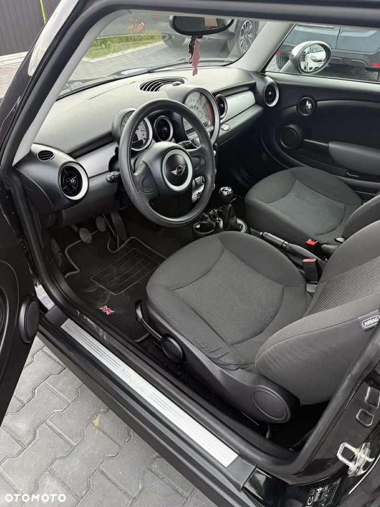 MINI ONE Standard - 4