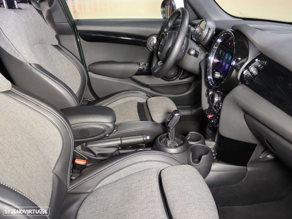 MINI 5 Portas Cooper Aut. - 19