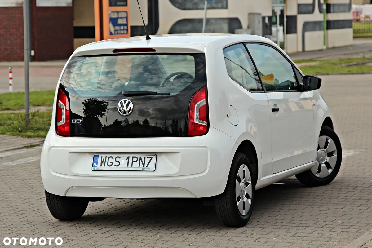 Volkswagen up! white - 3