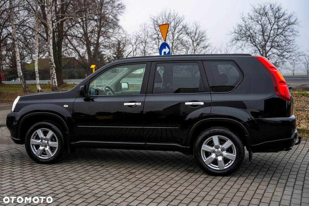 Nissan X-Trail 2.0 dCi 4x4 DPF Platinum - 19