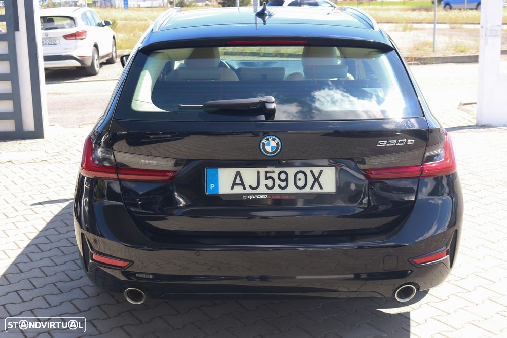 BMW 330 e Line Sport Auto - 17