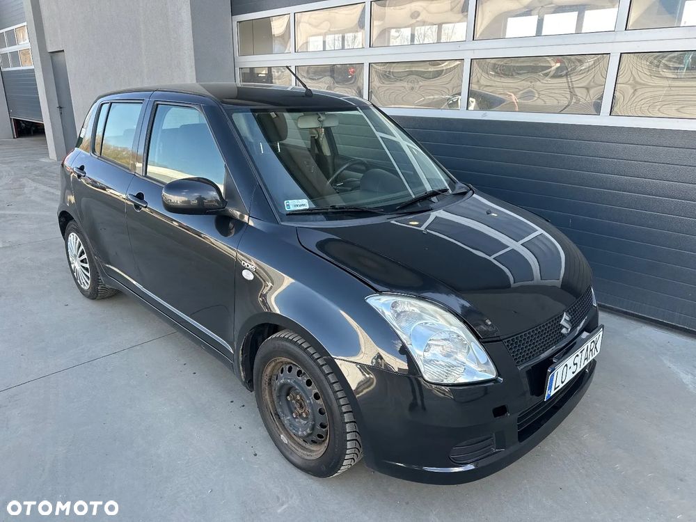 Suzuki Swift - 4