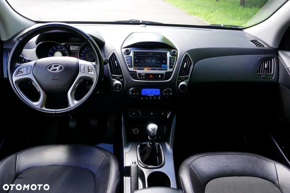 Hyundai ix35 1.6 2WD Fifa World Cup Edition - 23