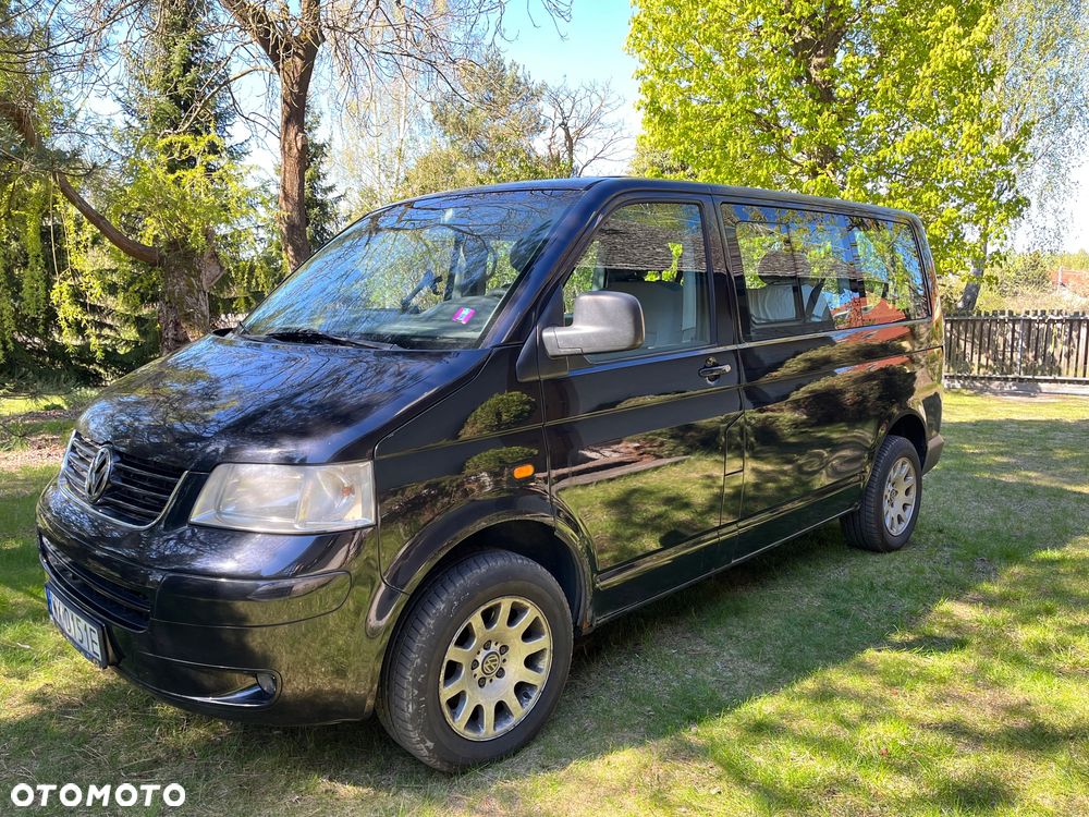 Volkswagen Transporter - 1