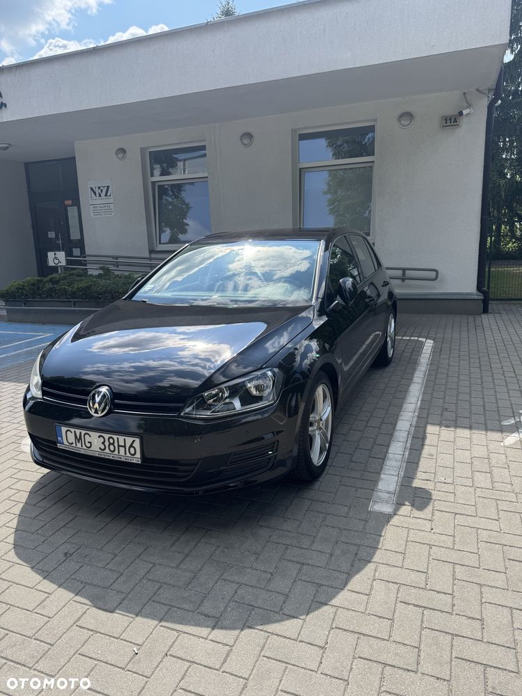 Volkswagen Golf - 5