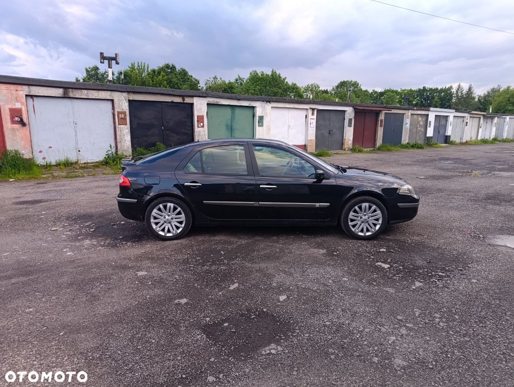Renault Laguna - 3