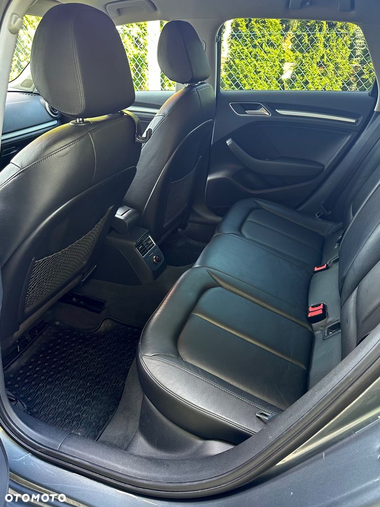 Audi A3 Sportback 1.6 TDI (clean diesel) S line Sportpaket - 9