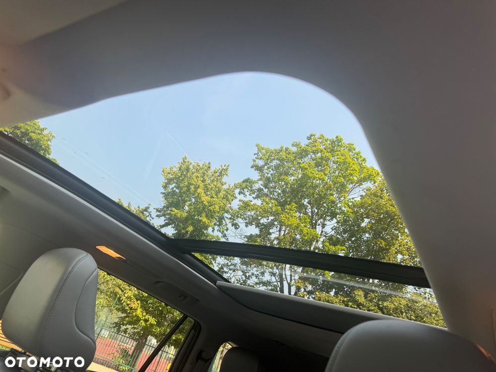 Toyota Highlander 2.5 Hybrid Executive - 28