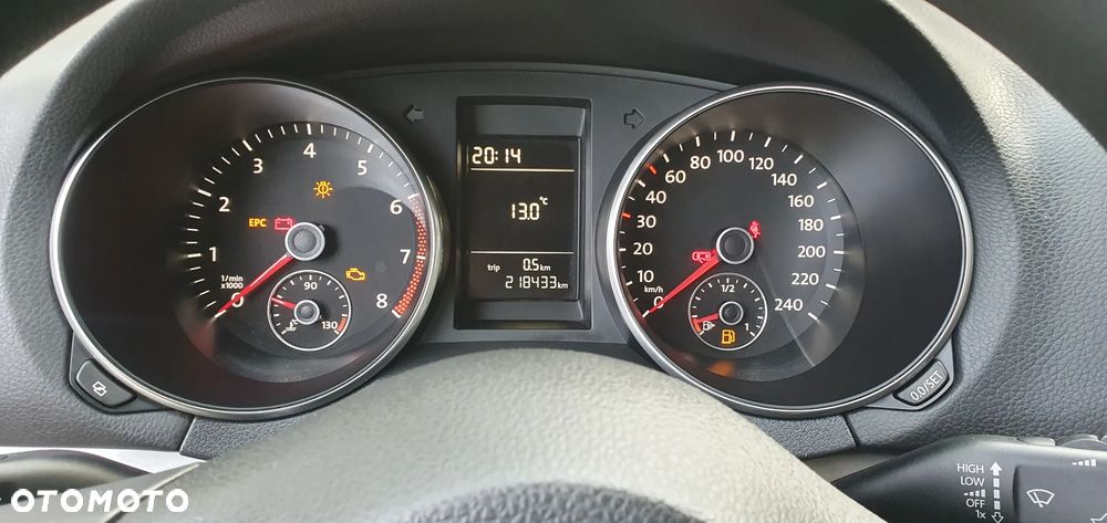 Volkswagen Golf - 21