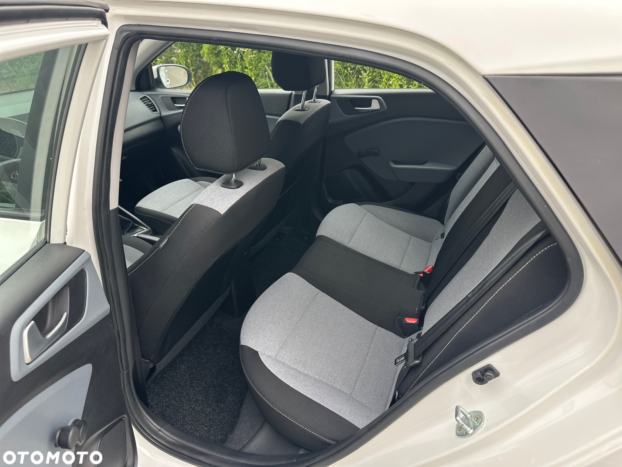 Hyundai i20 1.2 - 8