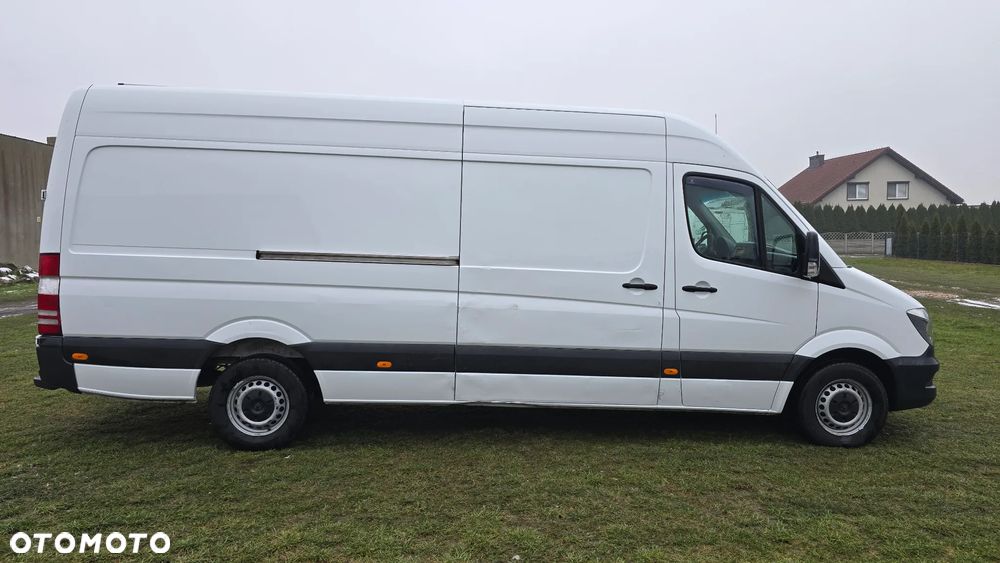 Mercedes-Benz Sprinter - 5