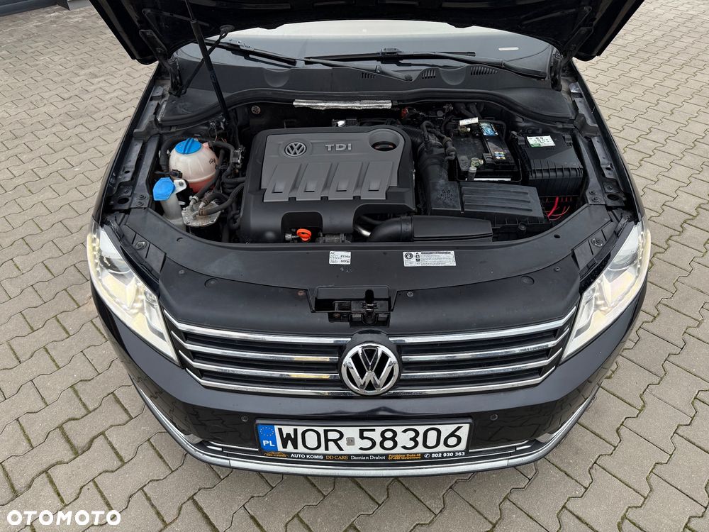 Volkswagen Passat 2.0 TDI BlueMotion Technology Exclusive - 13