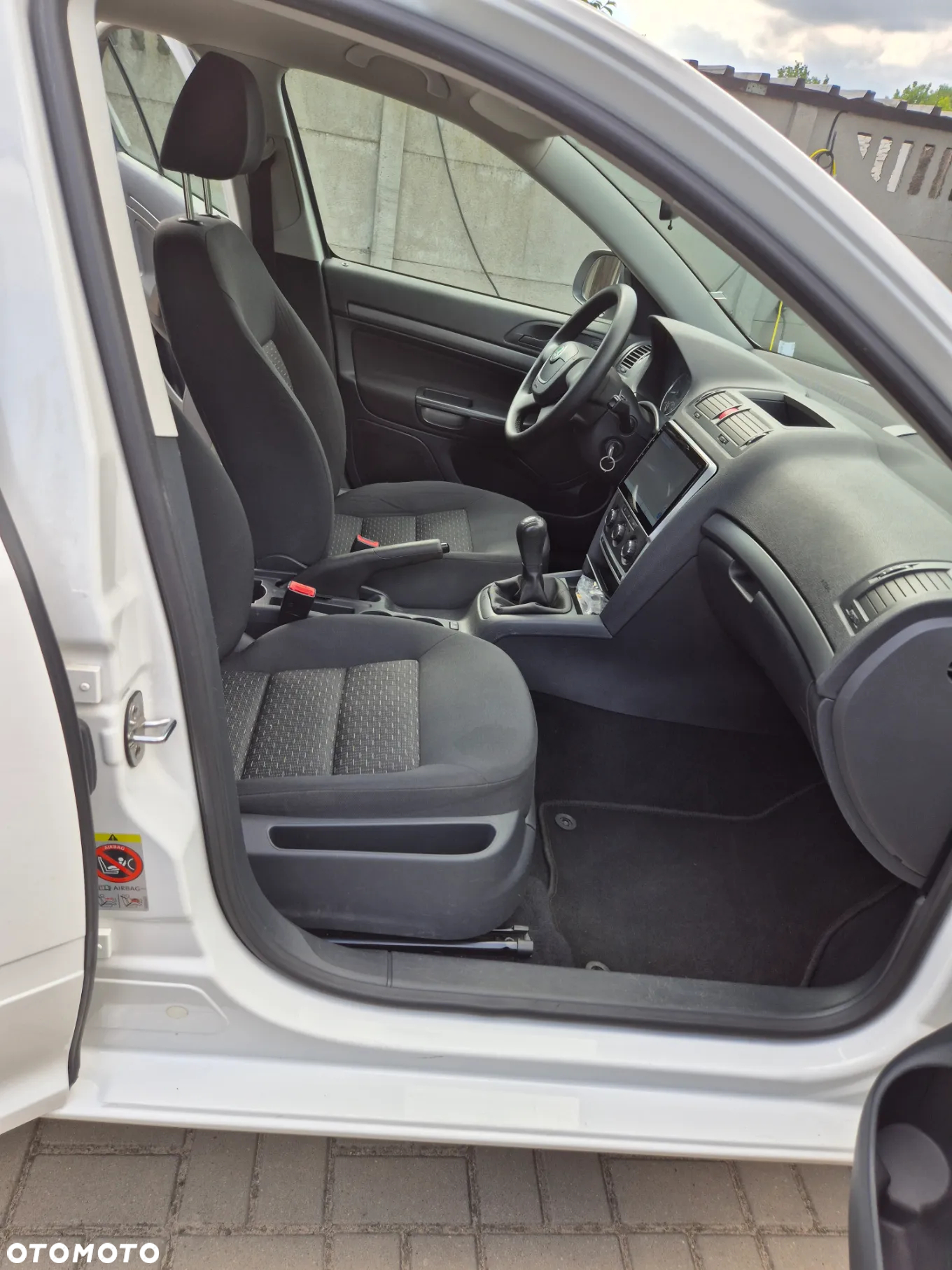 Skoda Octavia 1.6 - 12