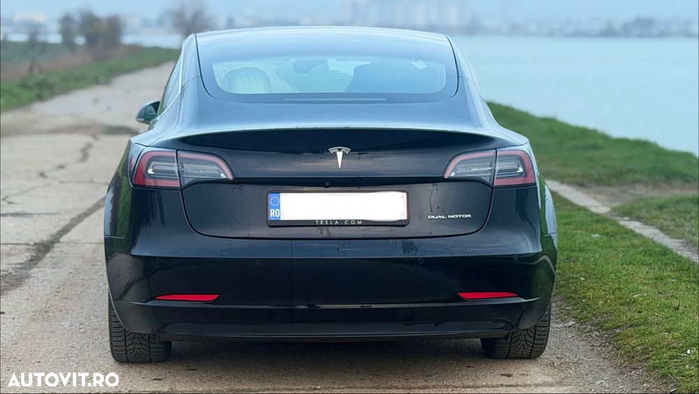 Tesla Model 3 Langstreckenbatterie Allradantrieb Dual Motor - 8